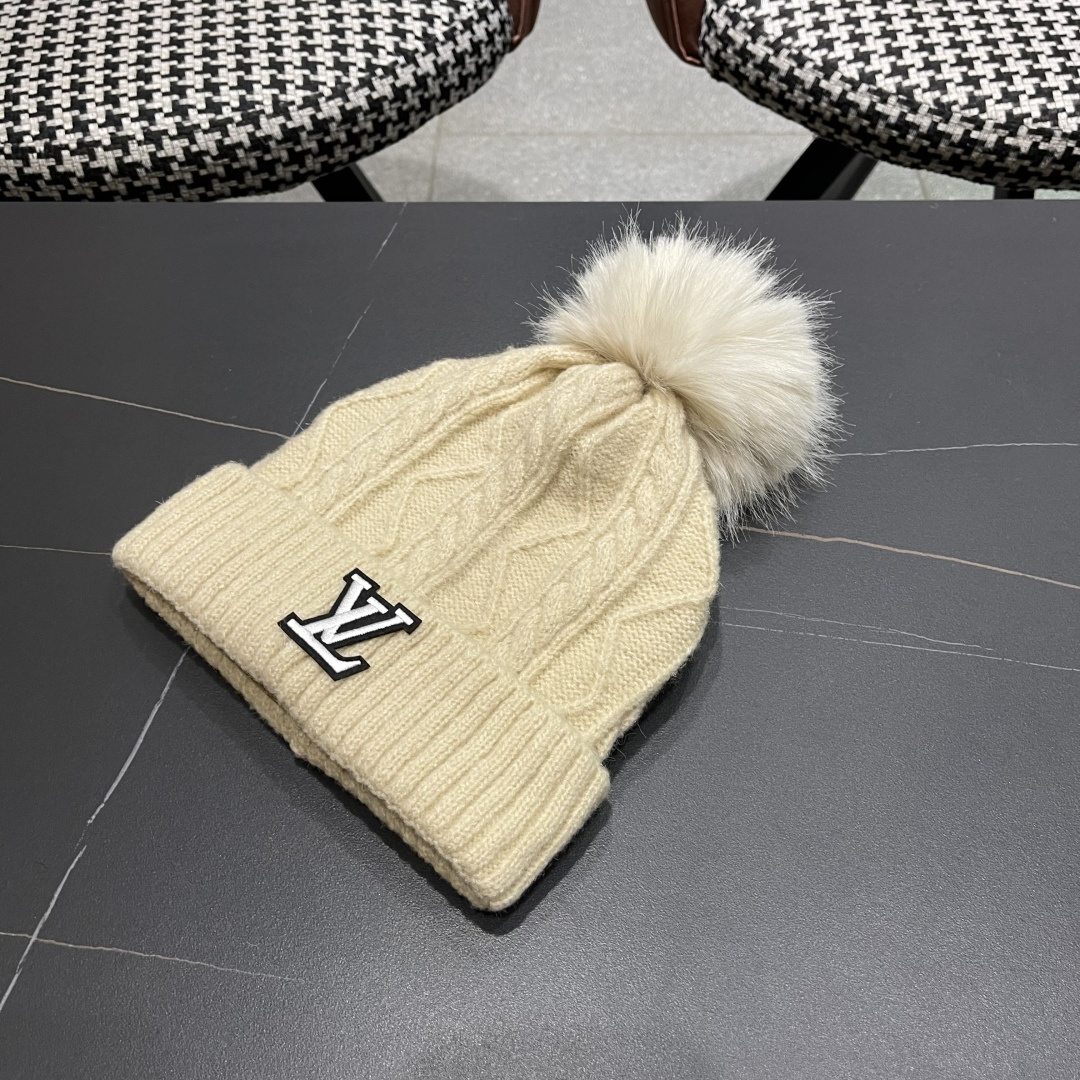  lv路易威登帽子2025女秋冬毛线帽韩版针织帽女士百搭毛球帽护耳冬季套头潮加厚帽