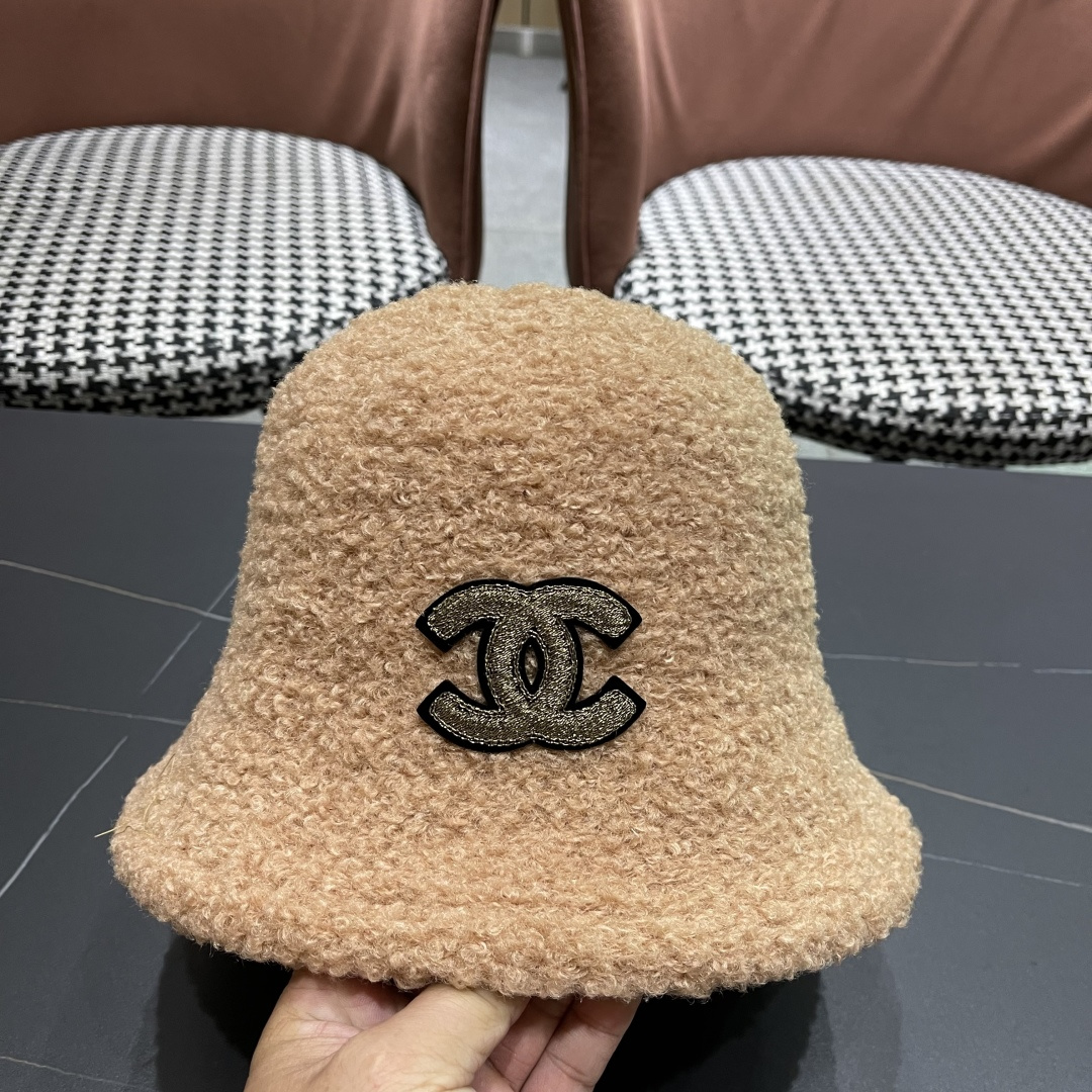  Chanel香奈儿 2025秋冬款渔夫帽毛绒保暖韩版盆帽潮

