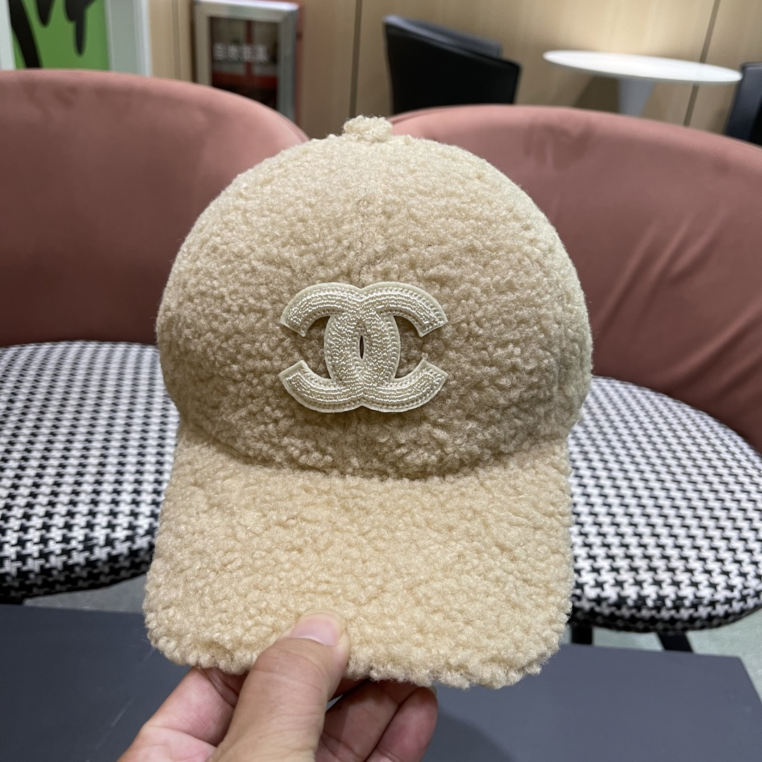  chanel香奈儿】2025新款秋冬小香风款棒球帽🧢，毛绒绒的非常舒服 大牌款超好搭配