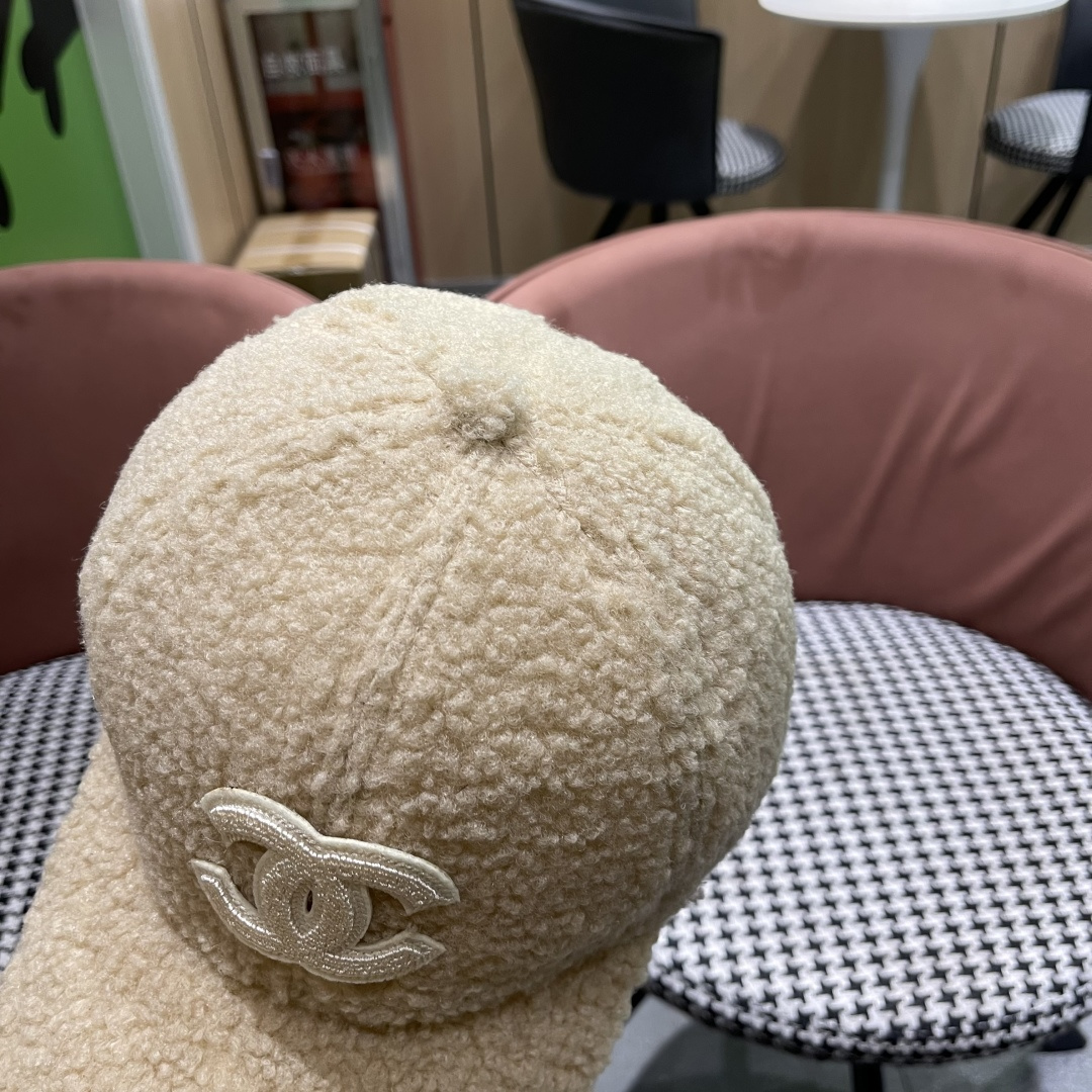  chanel香奈儿】2025新款秋冬小香风款棒球帽🧢，毛绒绒的非常舒服 大牌款超好搭配