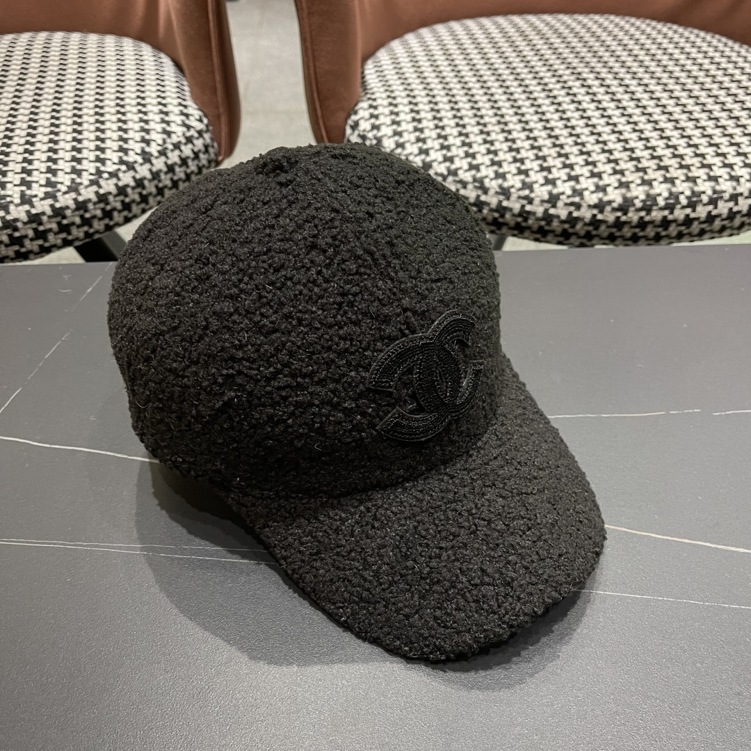  chanel香奈儿】2025新款秋冬小香风款棒球帽🧢，毛绒绒的非常舒服 大牌款超好搭配
