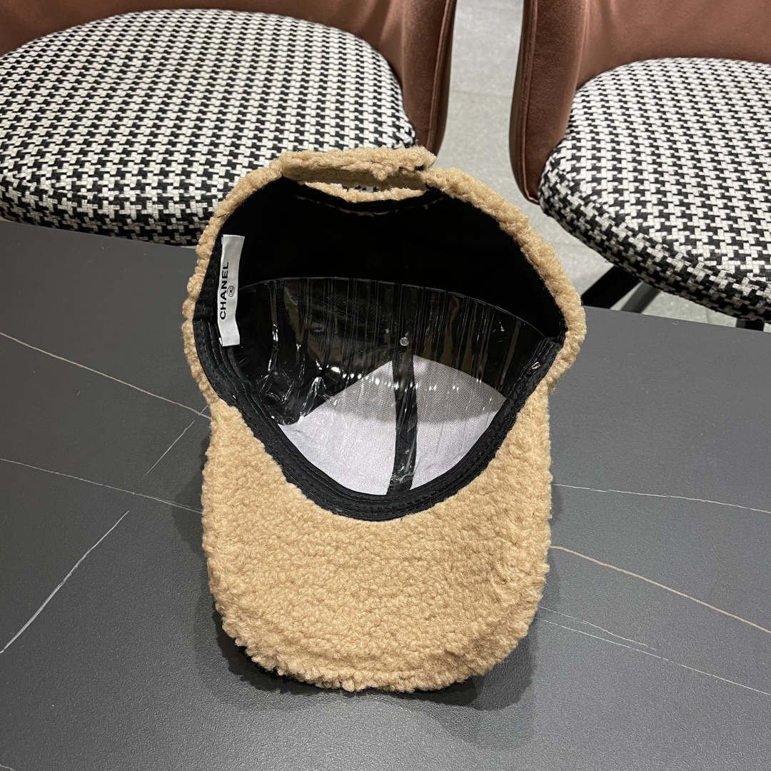  chanel香奈儿】2025新款秋冬小香风款棒球帽🧢，毛绒绒的非常舒服 大牌款超好搭配