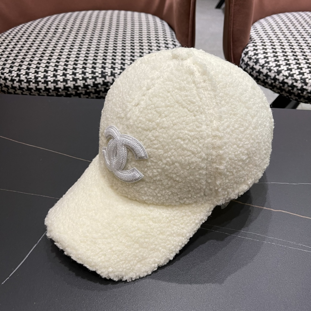  chanel香奈儿】2025新款秋冬小香风款棒球帽🧢，毛绒绒的非常舒服 大牌款超好搭配