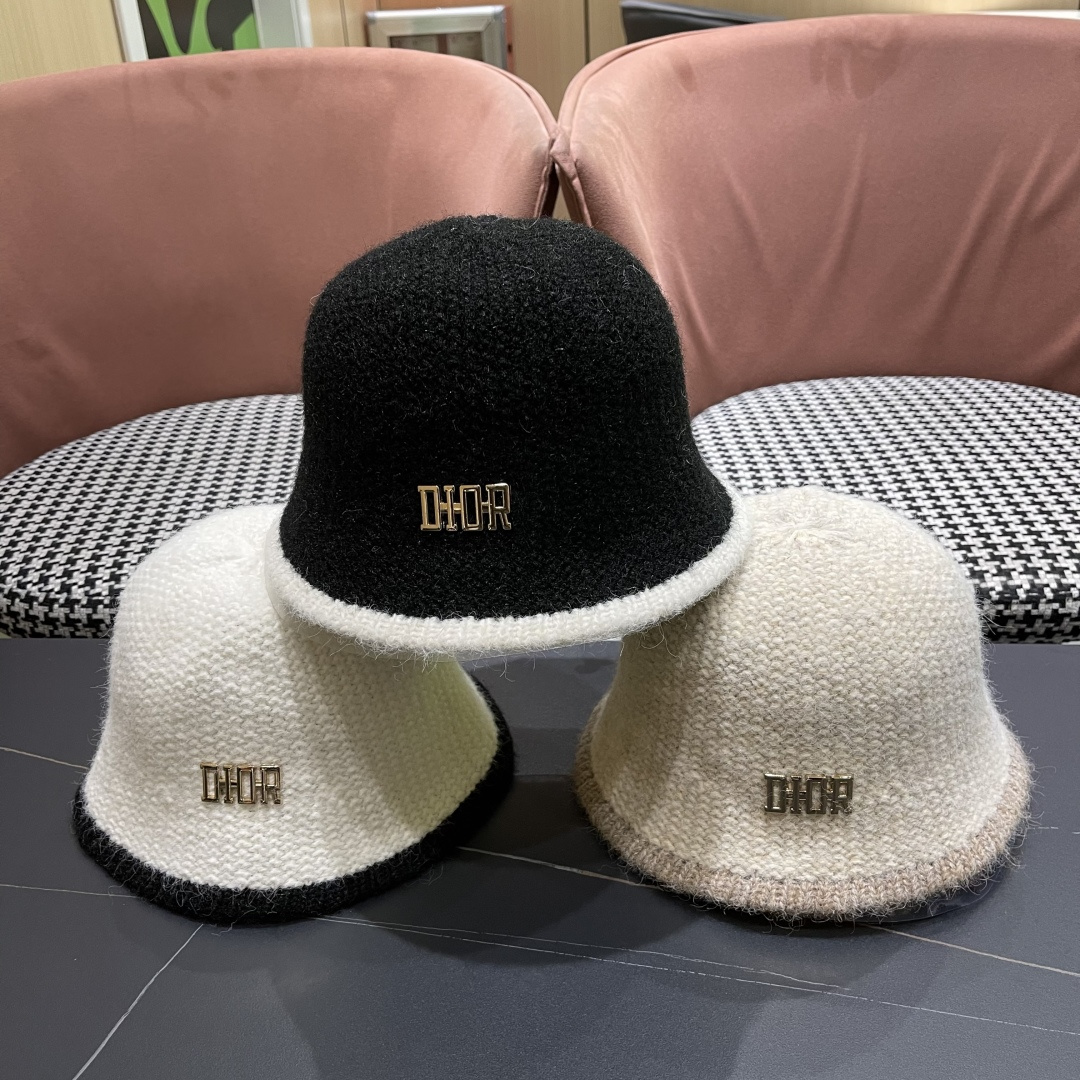  DIOR迪奥 毛茸茸渔夫帽冬天可爱毛毛绒绒秋冬季百搭盆帽帽子冬款女

