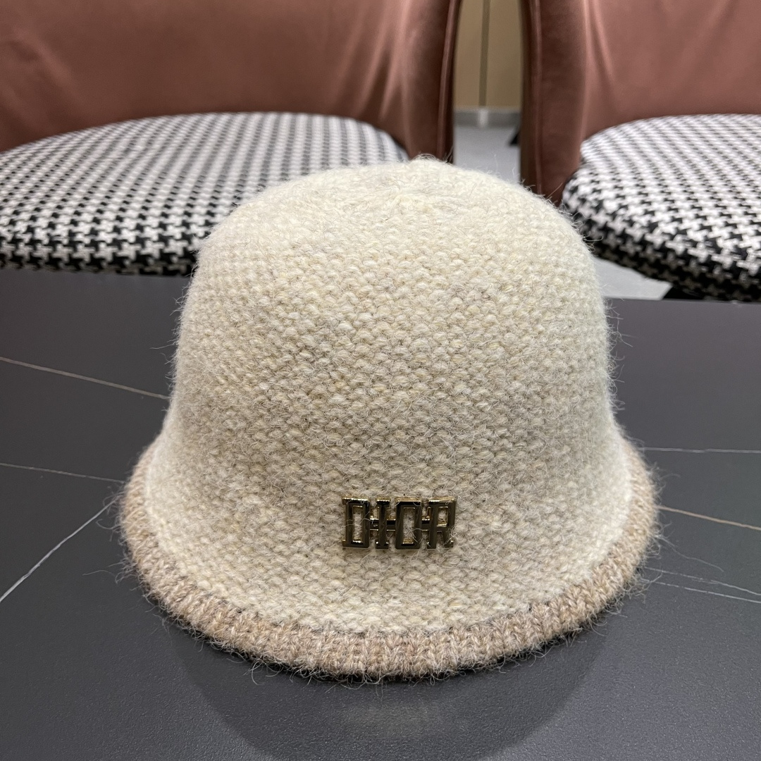 NO:363912,DIOR Dior Furry Fisherman Hat Winter Cute Flush Autumn and Winter All-match Basket Hat Winter Style Women's Hat Straw Hat Fisherman Hat Baseball Hat Knitted Hats, Hats, Dior, Dior, espadrilles, HatsDIOR迪奥 毛茸茸渔夫帽冬天可爱毛毛绒绒秋冬季百搭盆帽帽子冬款女 帽子草帽渔夫帽棒球帽针织帽,帽子,dior,dior,espadrilles,hats,hat
