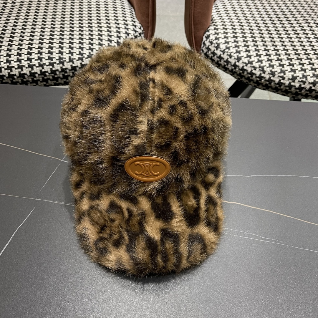  CELINE赛琳韩版豹纹棒球帽女秋冬加厚保暖毛绒帽子时尚休闲仿兔毛绒鸭舌帽潮