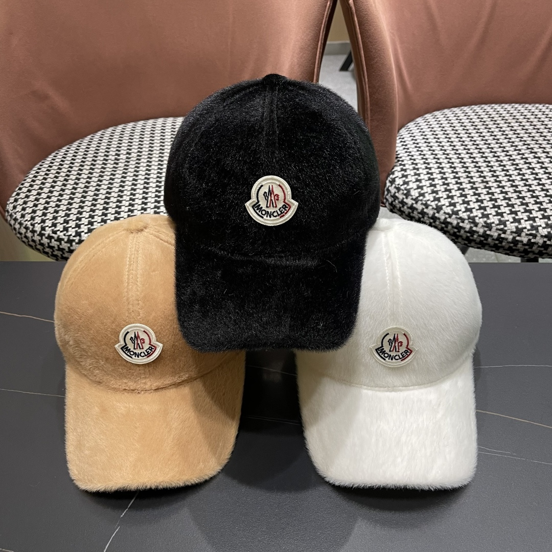  蒙口MONCELER新款毛绒棒球帽时尚百搭鸭舌帽潮男