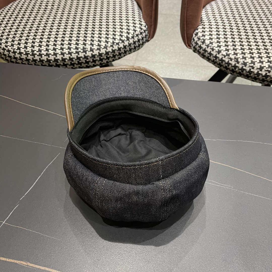  巴黎世家 Balenciaga 秋冬新款牛仔风八角帽子女情侣款休
闲男户外运动宽檐鸭舌贝雷帽男