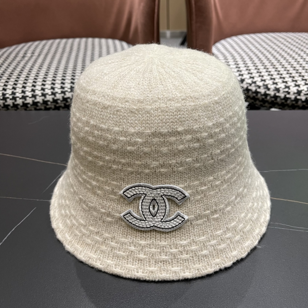 NO:363909,Chanel Chanel lamb velvet hat for women winter 2025 new fisherman hat for women autumn and winter plush versatile cold protection and warm basin hat hat straw hat fisherman hat baseball hat knit hat, hat, chanel, chanel, espadrilles, hatsChanel香奈儿羊羔绒帽子女冬款2025新款渔夫帽女士秋冬季毛绒百搭防寒保暖盆帽帽子草帽渔夫帽棒球帽针织帽,帽子,chanel,chanel,espadrilles,hats,hat