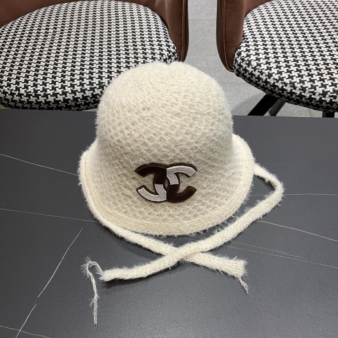  Chanel香奈儿新品秋冬帽子女时尚百搭针织毛线帽纯色百搭兔毛保暖护耳帽大头围