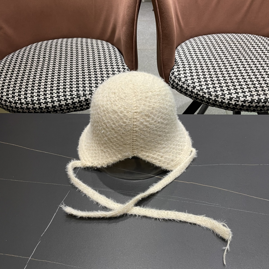  Chanel香奈儿新品秋冬帽子女时尚百搭针织毛线帽纯色百搭兔毛保暖护耳帽大头围