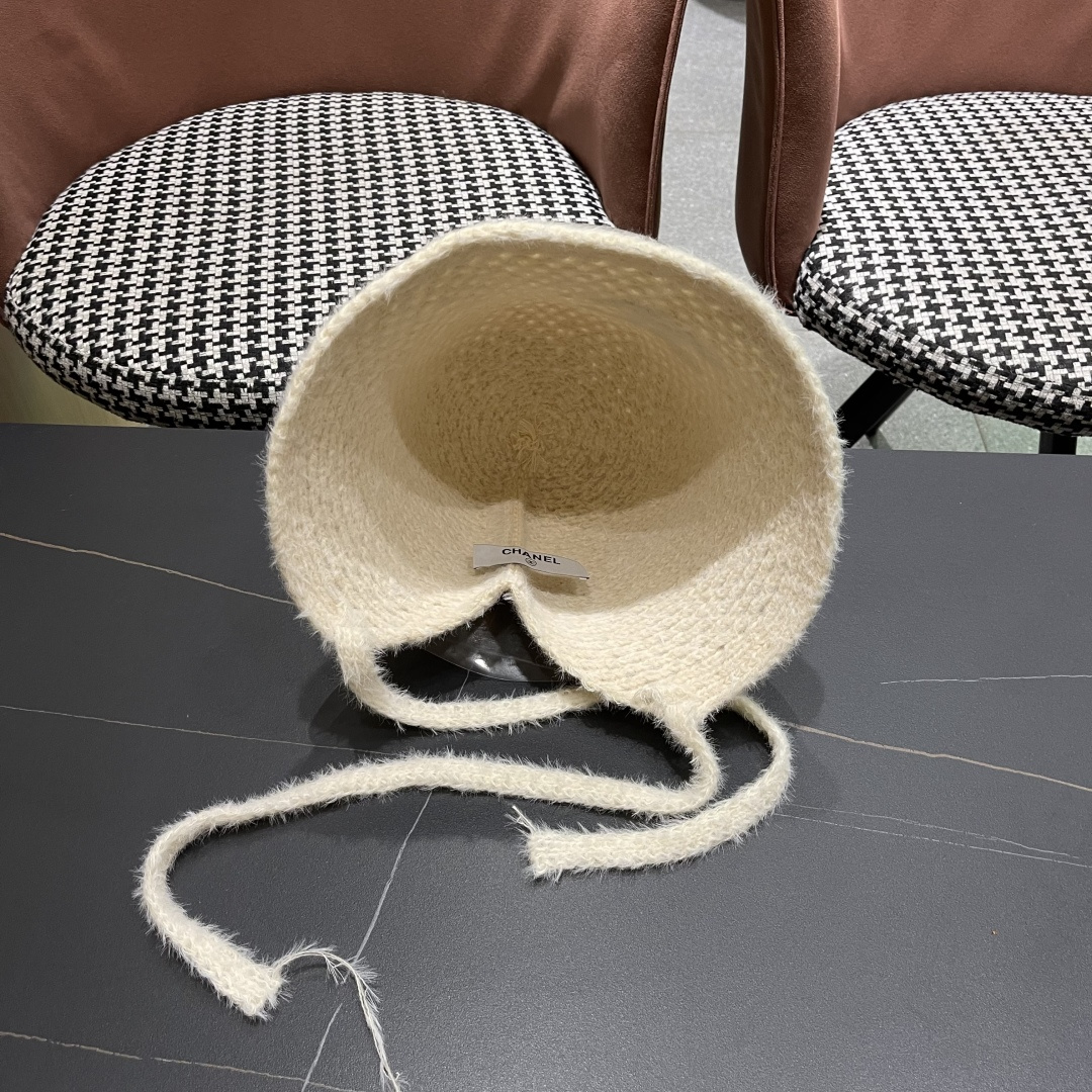  Chanel香奈儿新品秋冬帽子女时尚百搭针织毛线帽纯色百搭兔毛保暖护耳帽大头围