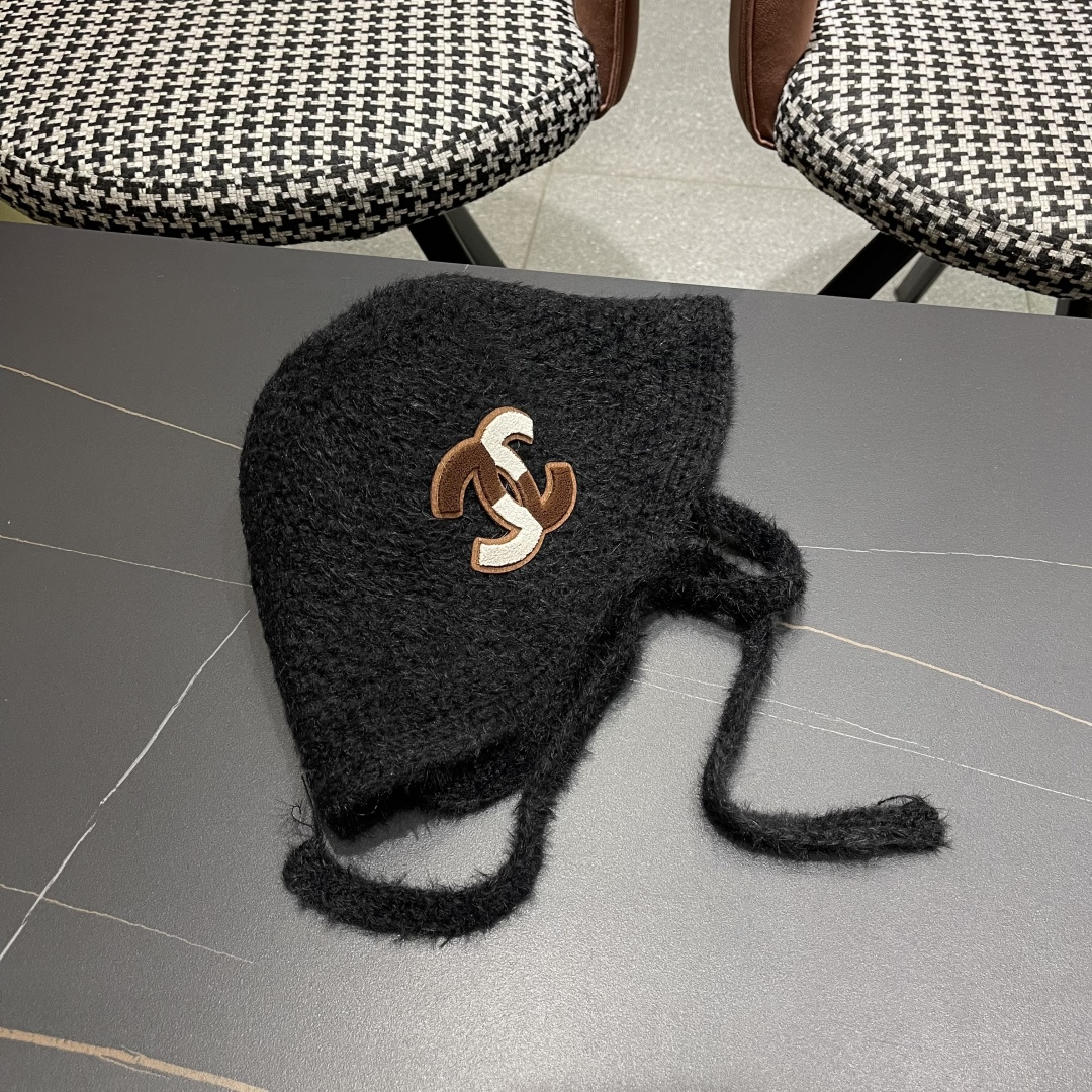  Chanel香奈儿新品秋冬帽子女时尚百搭针织毛线帽纯色百搭兔毛保暖护耳帽大头围