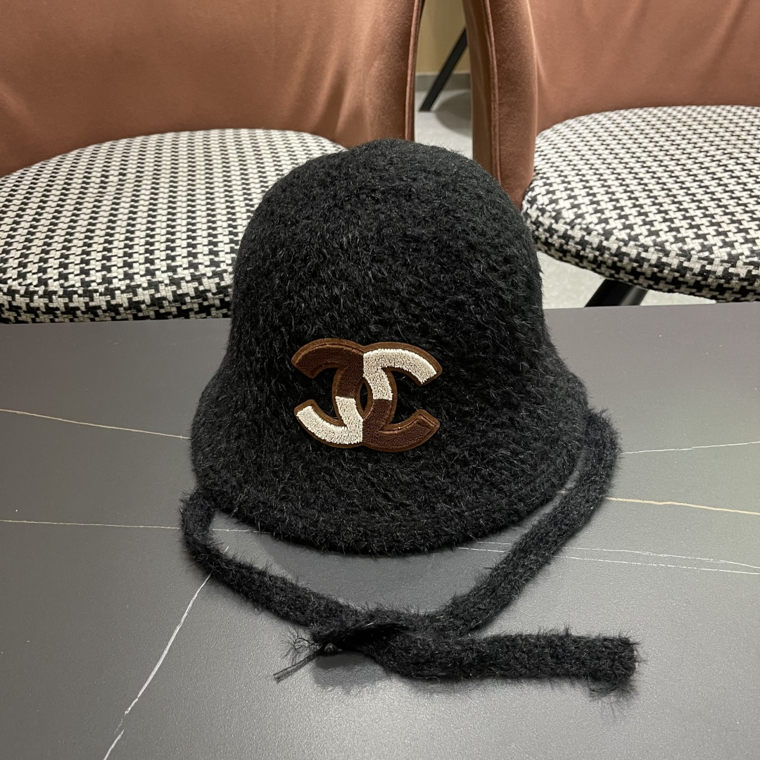  Chanel香奈儿新品秋冬帽子女时尚百搭针织毛线帽纯色百搭兔毛保暖护耳帽大头围
