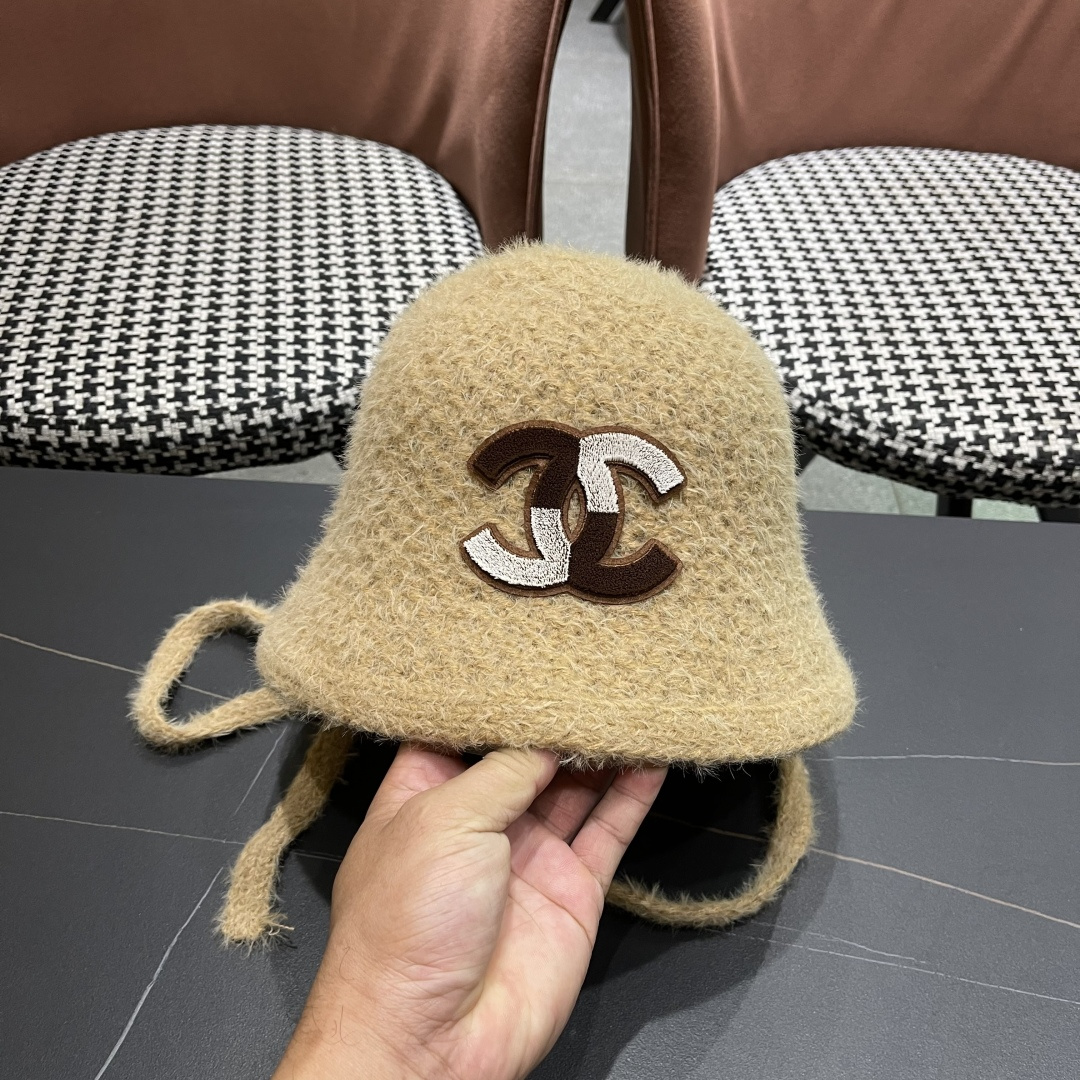  Chanel香奈儿新品秋冬帽子女时尚百搭针织毛线帽纯色百搭兔毛保暖护耳帽大头围