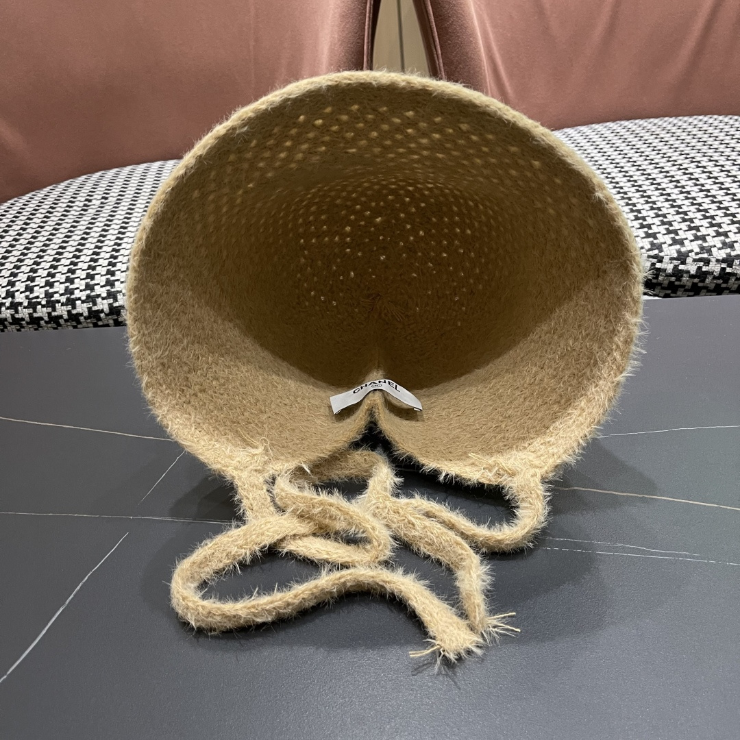  Chanel香奈儿新品秋冬帽子女时尚百搭针织毛线帽纯色百搭兔毛保暖护耳帽大头围