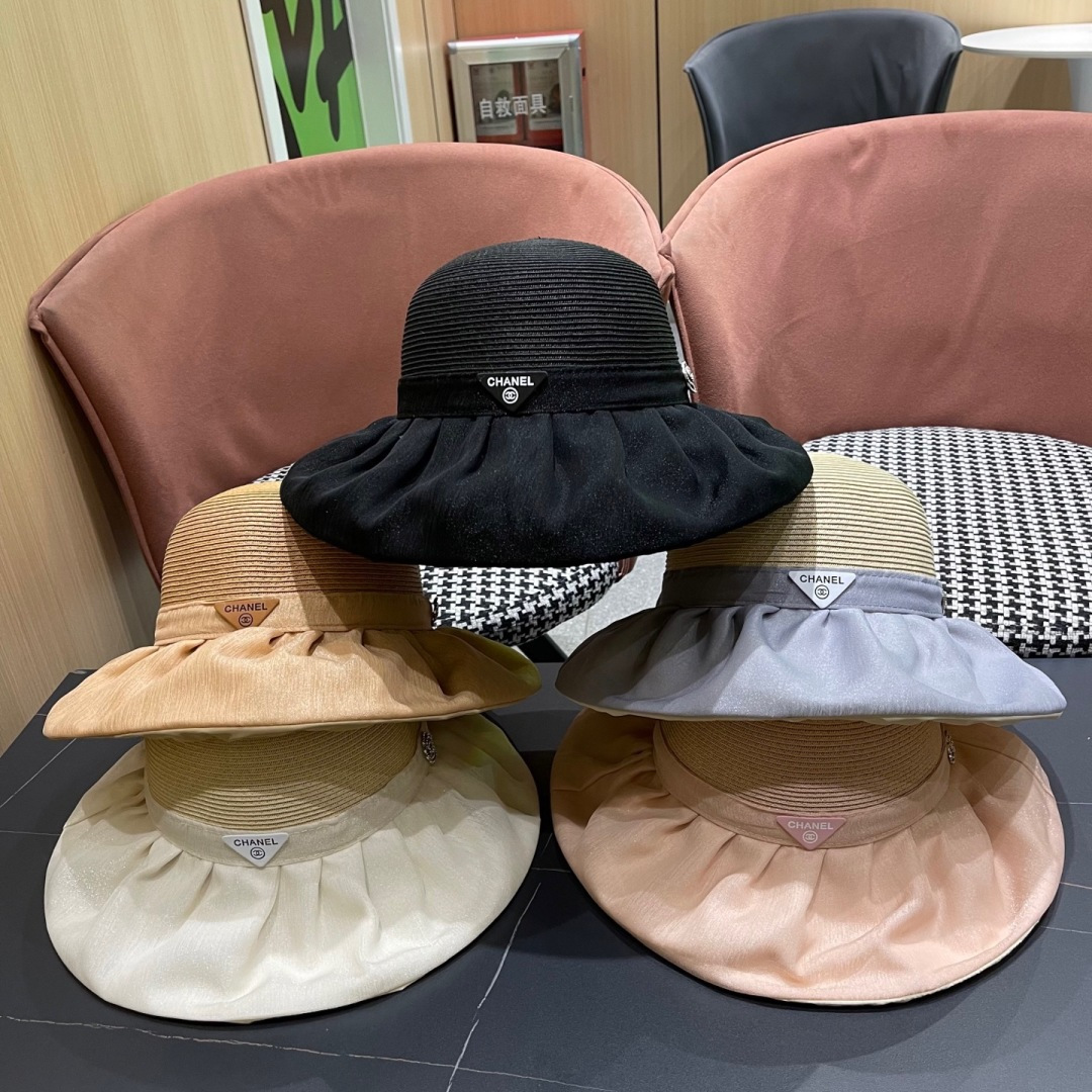  香奈儿Chanel夏季防晒帽女子 2025新款出游防紫外线大檐遮阳
脸蝴蝶结太阳渔夫帽
