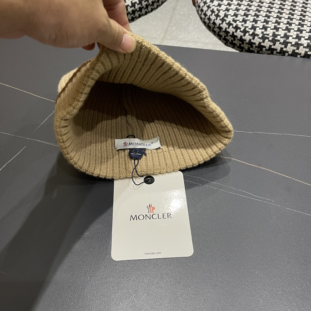【MONCLER蒙口秋冬加厚加绒边保暖加厚男士针织帽户外护耳毛线帽女