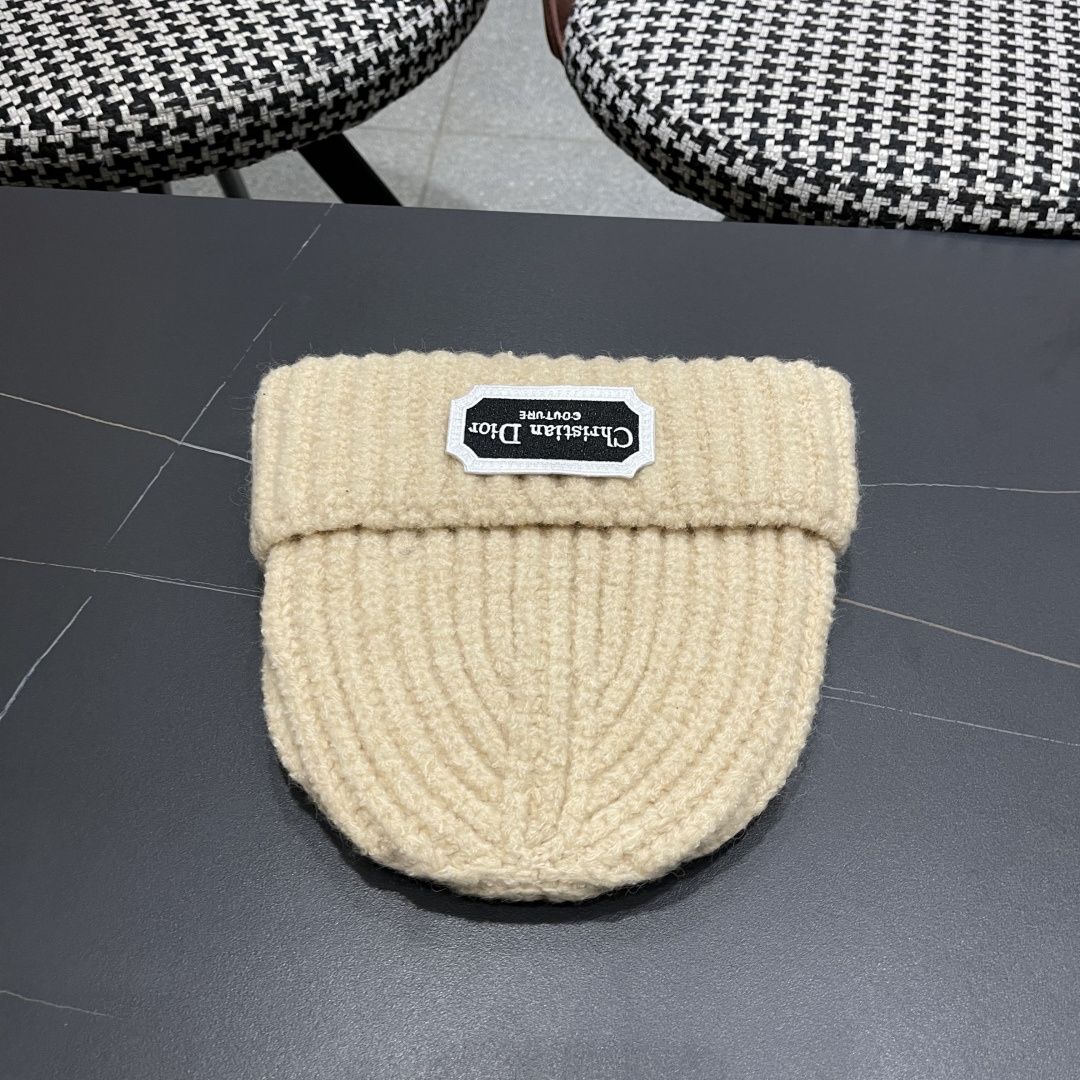  DIOR迪奥帽子女冬季复古百搭显脸小毛线帽大头围保暖冷帽