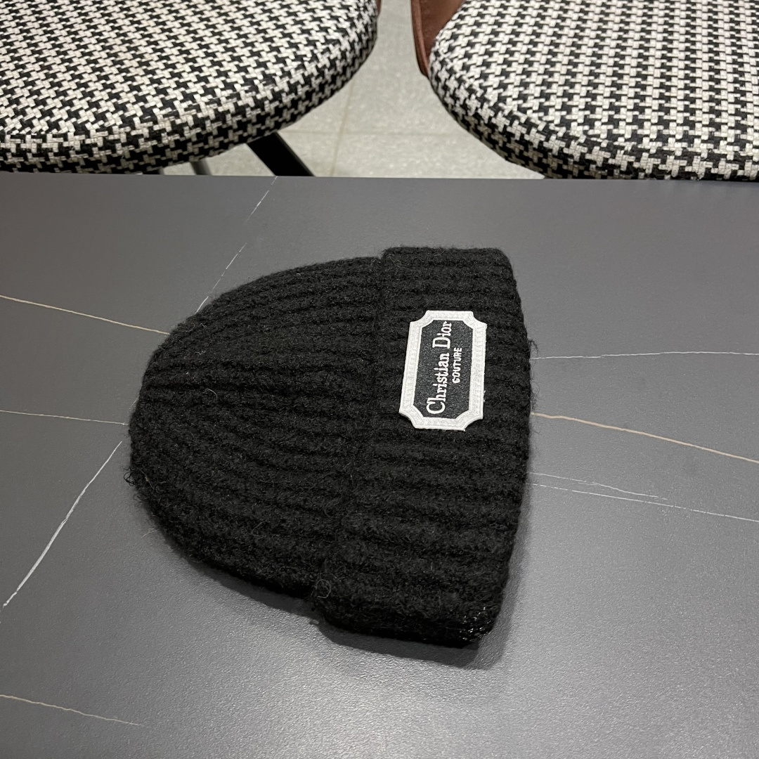  DIOR迪奥帽子女冬季复古百搭显脸小毛线帽大头围保暖冷帽