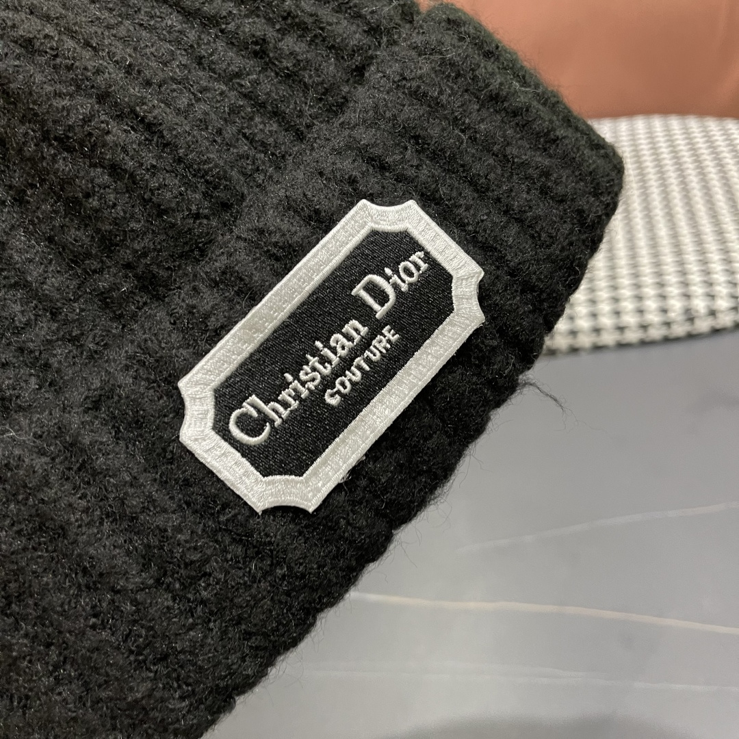  DIOR迪奥帽子女冬季复古百搭显脸小毛线帽大头围保暖冷帽