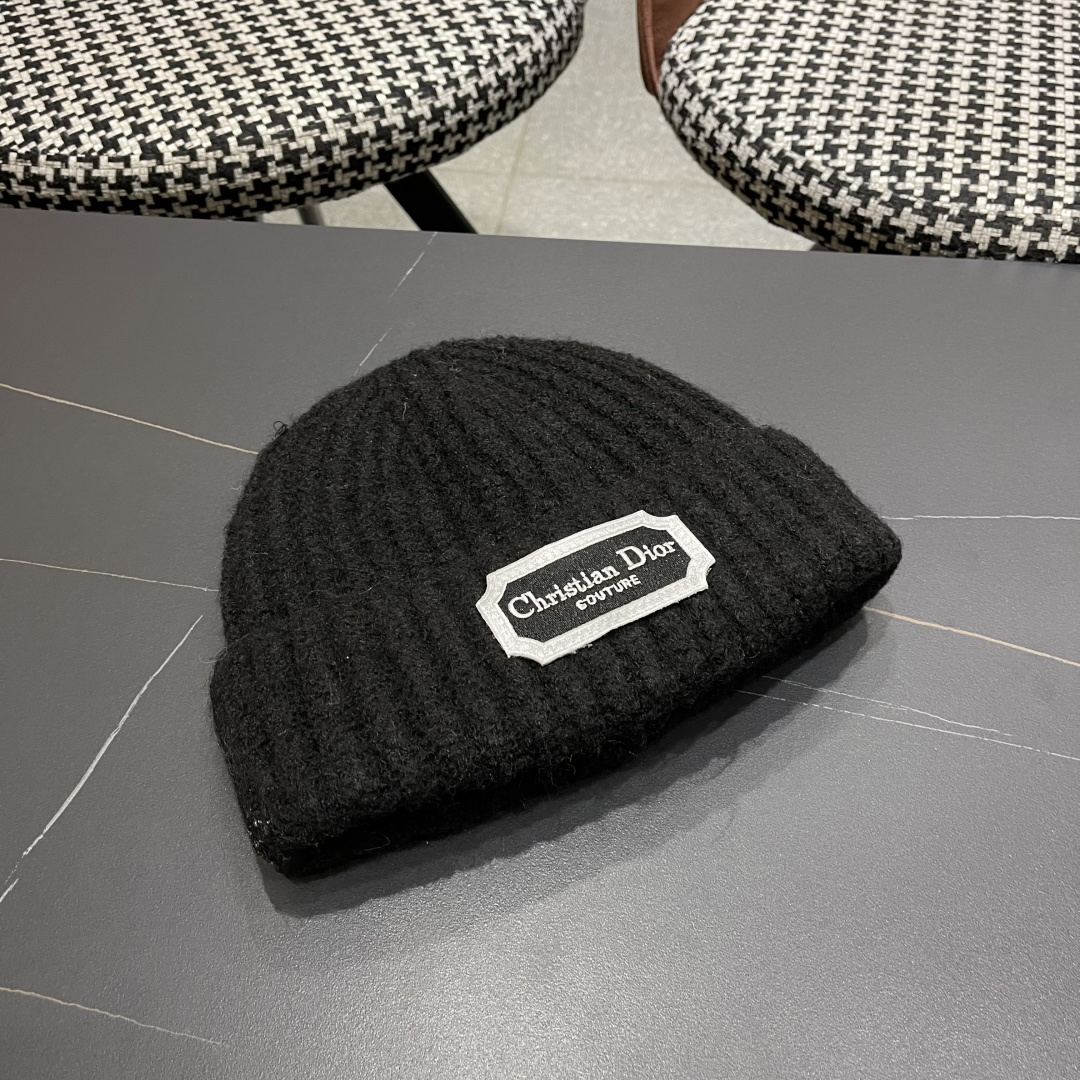  DIOR迪奥帽子女冬季复古百搭显脸小毛线帽大头围保暖冷帽