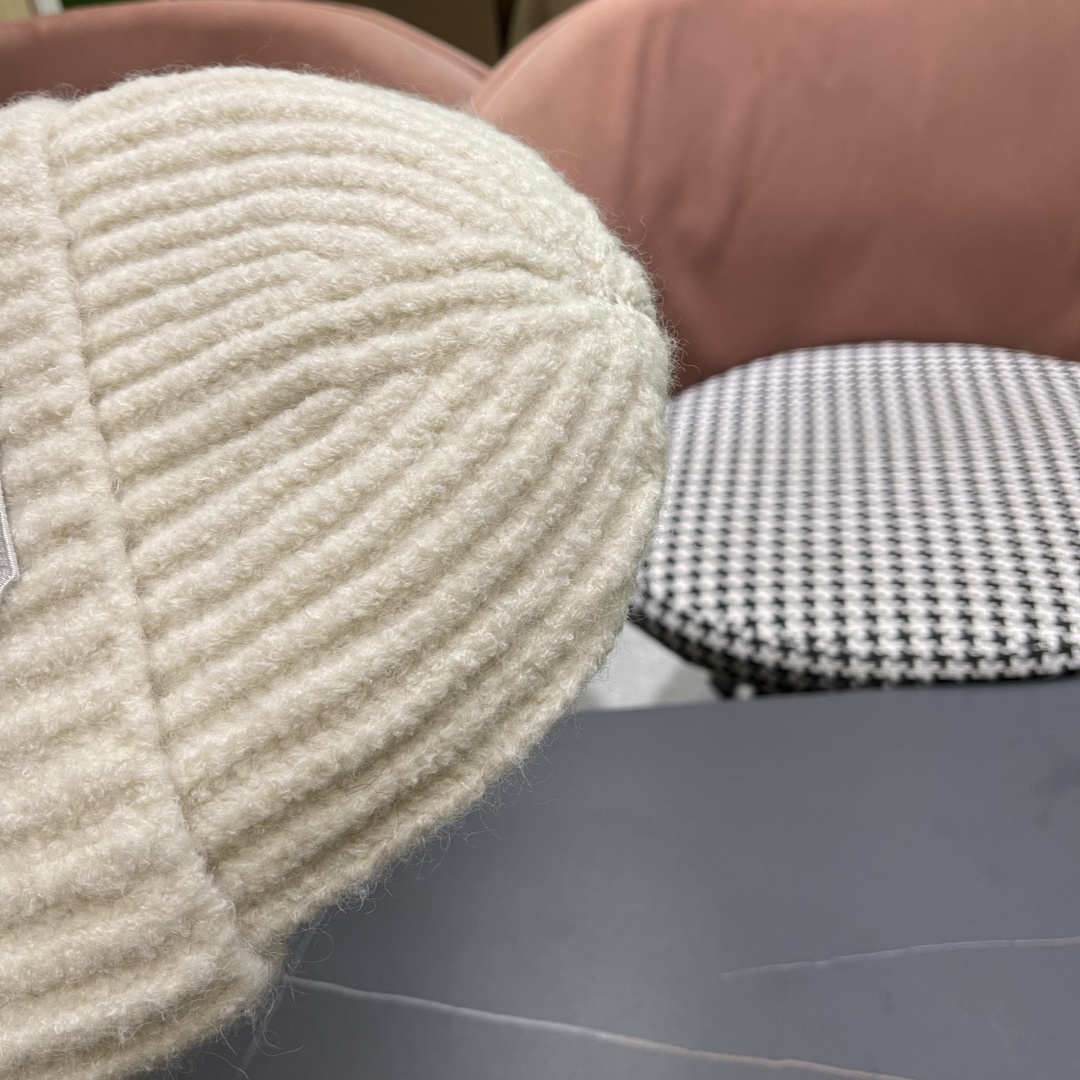  DIOR迪奥帽子女冬季复古百搭显脸小毛线帽大头围保暖冷帽