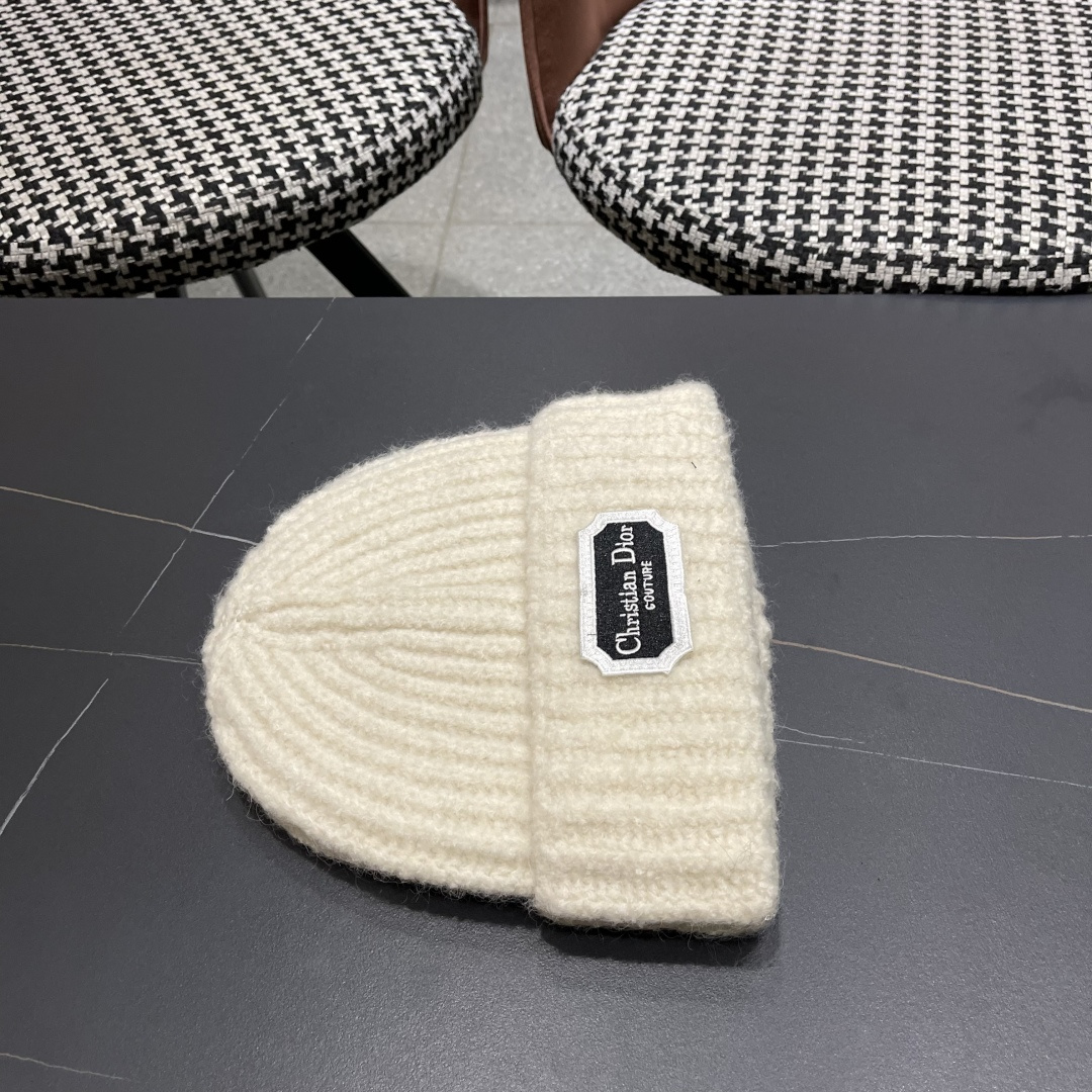  DIOR迪奥帽子女冬季复古百搭显脸小毛线帽大头围保暖冷帽