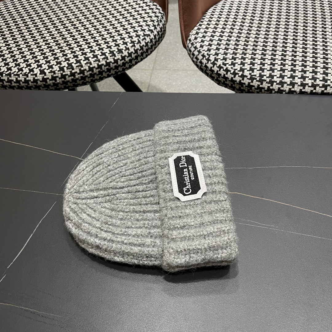  DIOR迪奥帽子女冬季复古百搭显脸小毛线帽大头围保暖冷帽