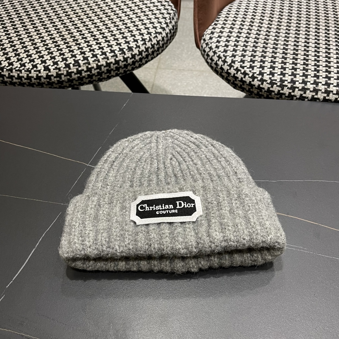  DIOR迪奥帽子女冬季复古百搭显脸小毛线帽大头围保暖冷帽