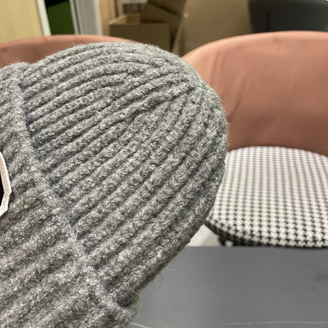  DIOR迪奥帽子女冬季复古百搭显脸小毛线帽大头围保暖冷帽