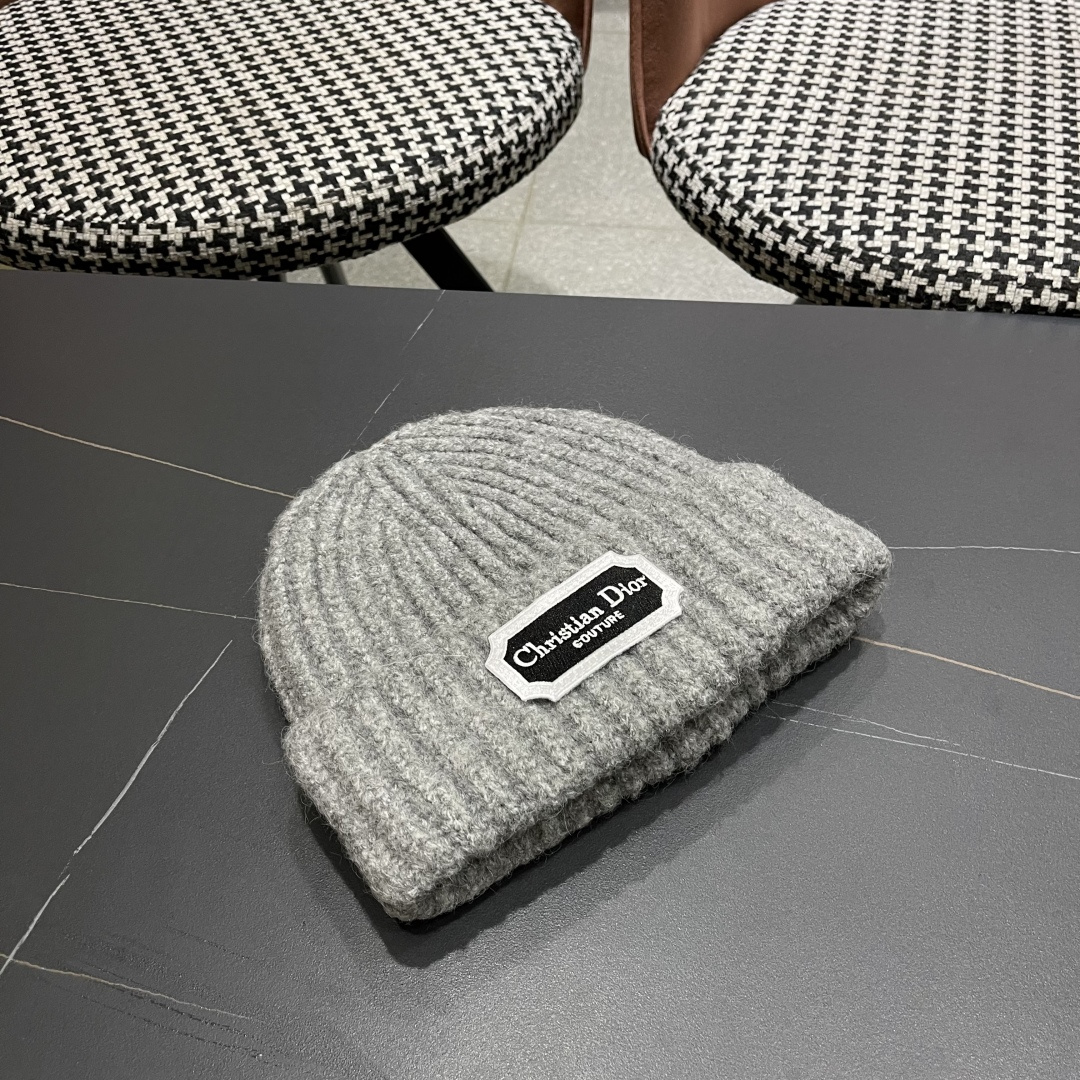  DIOR迪奥帽子女冬季复古百搭显脸小毛线帽大头围保暖冷帽