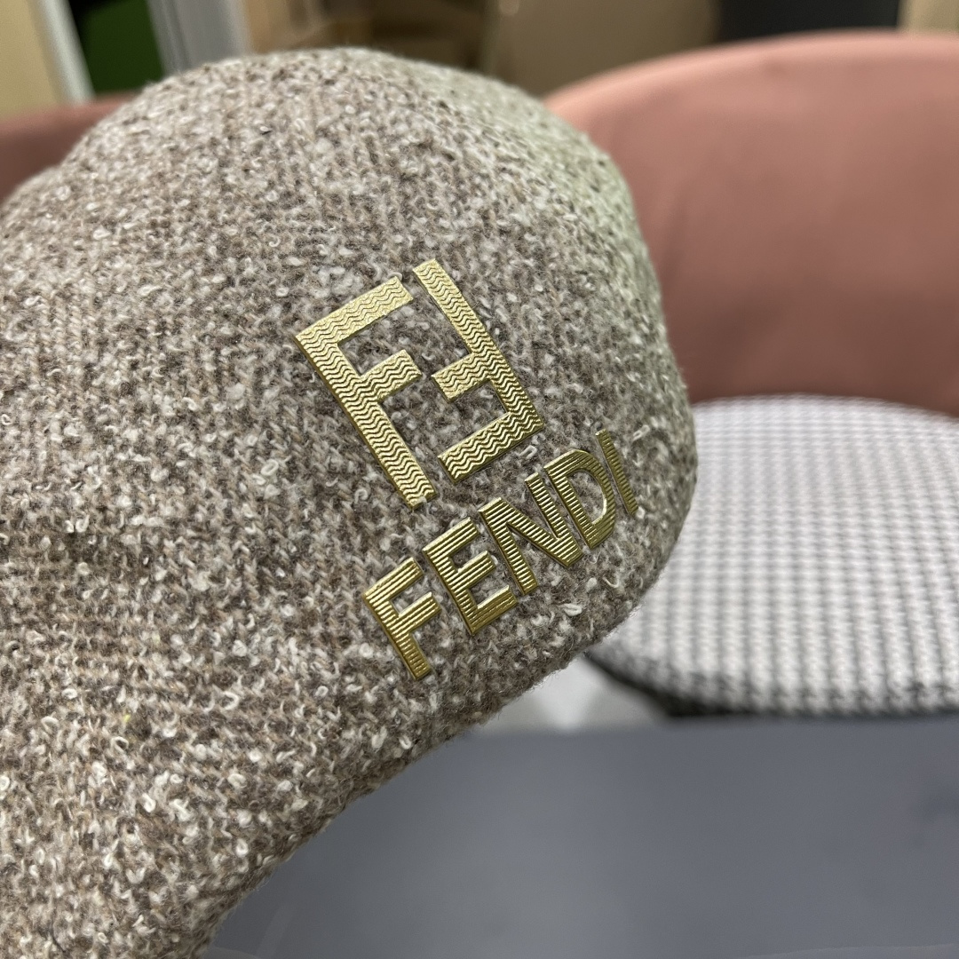  芬迪 FENDl 复古前进帽女春秋英伦老钱风显脸小鸭舌贝雷帽大头围报童画家帽子