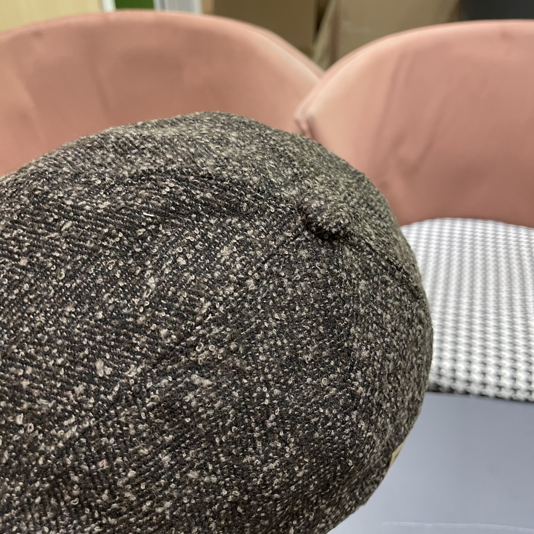  芬迪 FENDl 复古前进帽女春秋英伦老钱风显脸小鸭舌贝雷帽大头围报童画家帽子