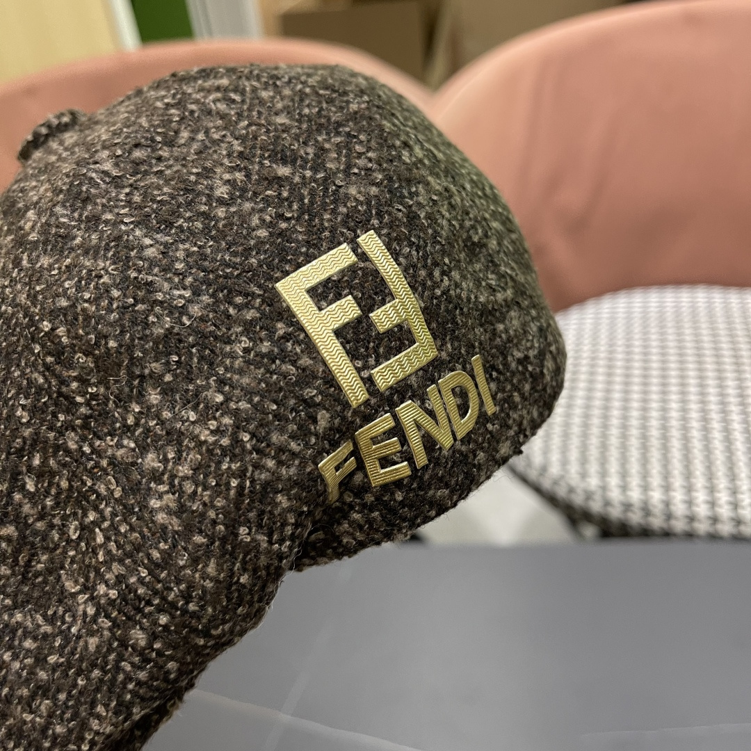  芬迪 FENDl 复古前进帽女春秋英伦老钱风显脸小鸭舌贝雷帽大头围报童画家帽子