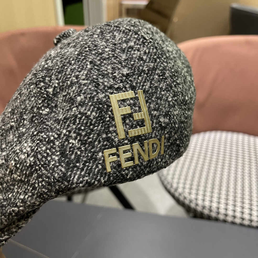  芬迪 FENDl 复古前进帽女春秋英伦老钱风显脸小鸭舌贝雷帽大头围报童画家帽子