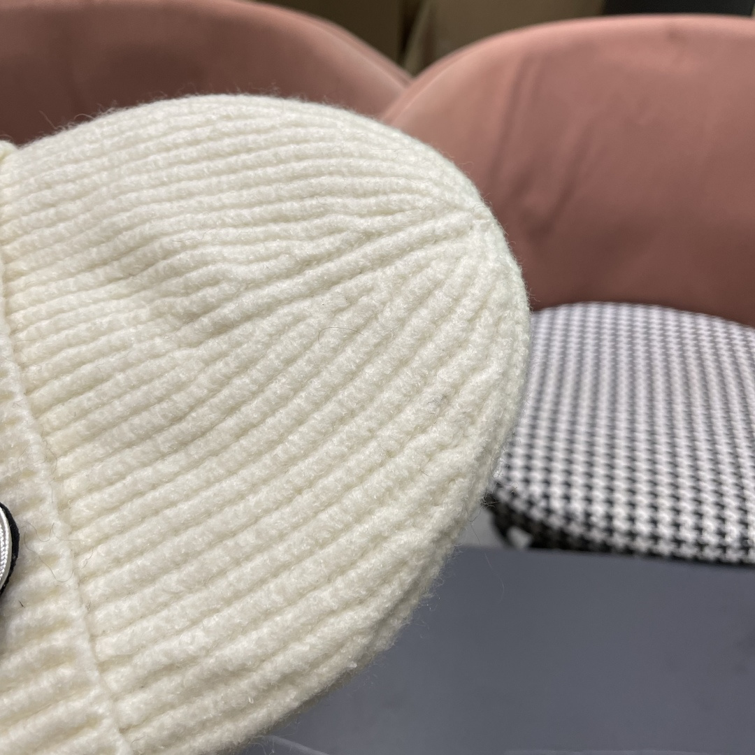  DIOR迪奥针织带花帽子女冬季复古百搭显脸小毛线帽大头围保暖冷帽