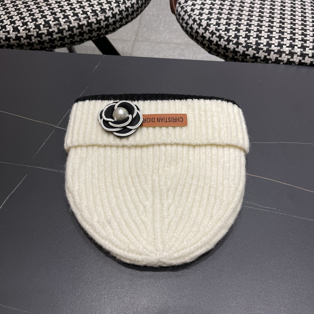  DIOR迪奥针织带花帽子女冬季复古百搭显脸小毛线帽大头围保暖冷帽