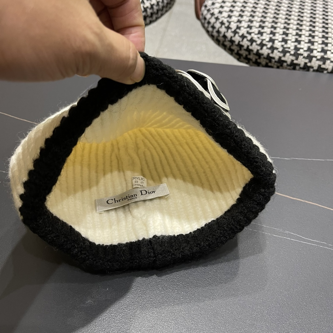  DIOR迪奥针织带花帽子女冬季复古百搭显脸小毛线帽大头围保暖冷帽