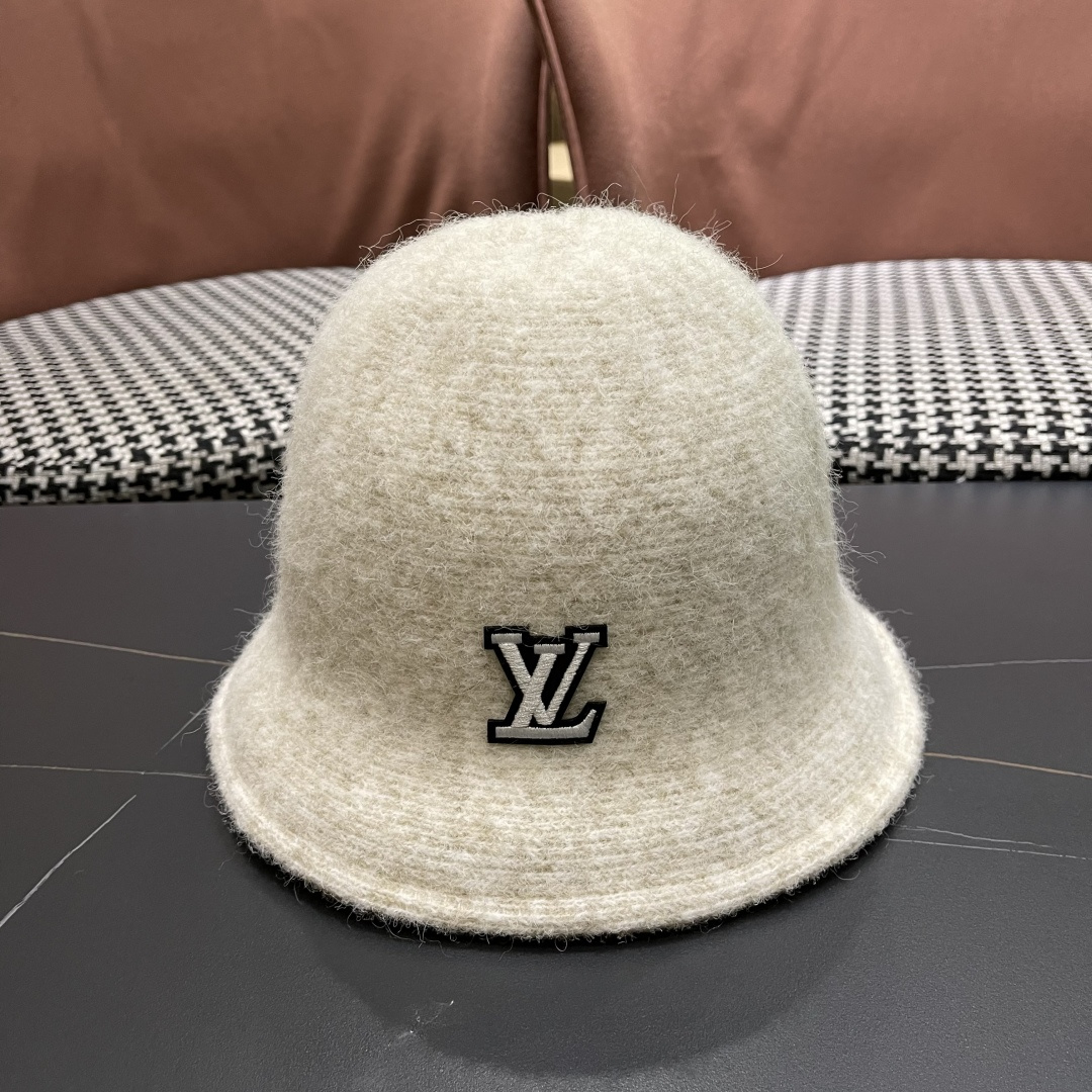  Lv路易威登 网红款渔夫帽子女秋冬韩版百搭洋气
羊毛呢2025新款潮冬天毛线盆