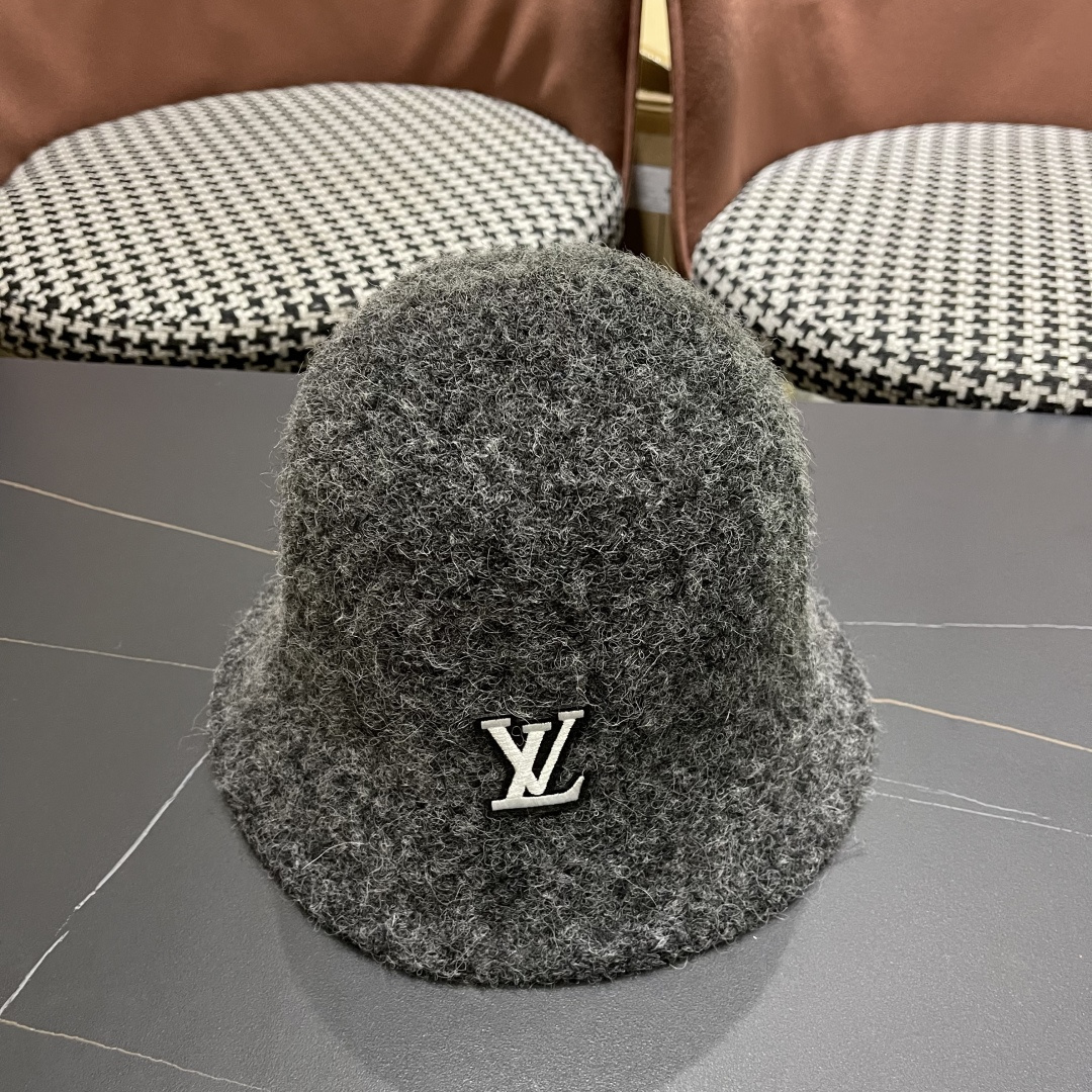  Lv路易威登 网红款渔夫帽子女秋冬韩版百搭洋气
羊毛呢2025新款潮冬天毛线盆