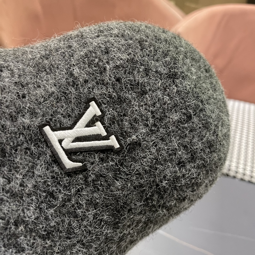  Lv路易威登 网红款渔夫帽子女秋冬韩版百搭洋气
羊毛呢2025新款潮冬天毛线盆