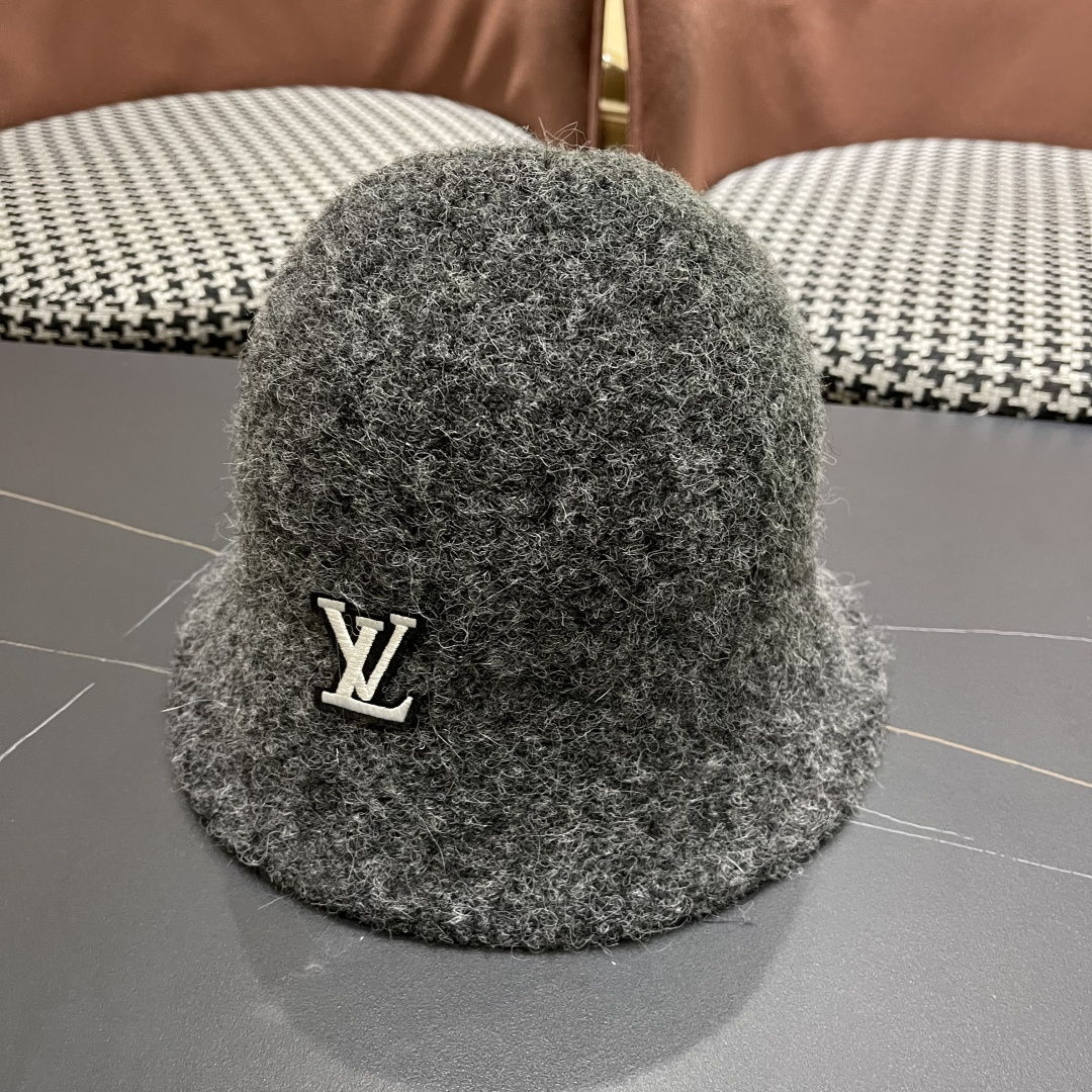  Lv路易威登 网红款渔夫帽子女秋冬韩版百搭洋气
羊毛呢2025新款潮冬天毛线盆