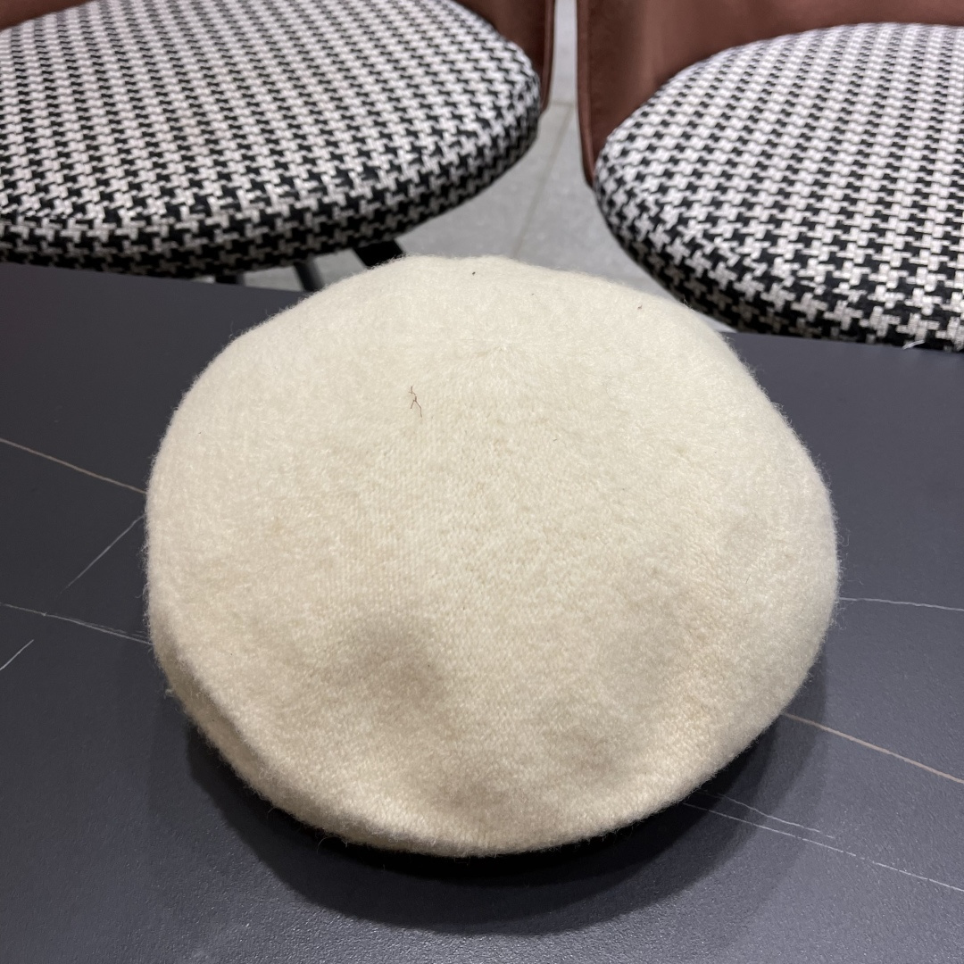  celine赛琳2025秋冬新款美拉德风贝雷帽女百搭显脸小南瓜帽画家帽子潮