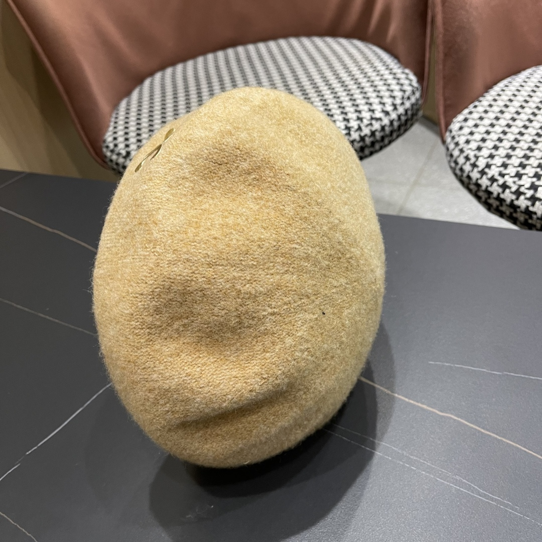  celine赛琳2025秋冬新款美拉德风贝雷帽女百搭显脸小南瓜帽画家帽子潮