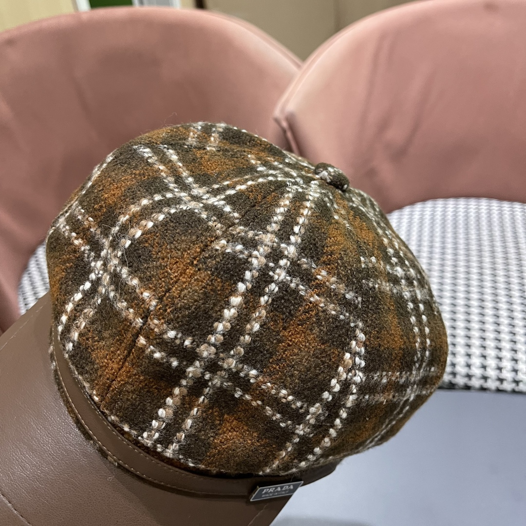  普拉达Prada秋冬新款韩版方格子毛呢八角帽女时尚百搭休闲复古画家帽潮