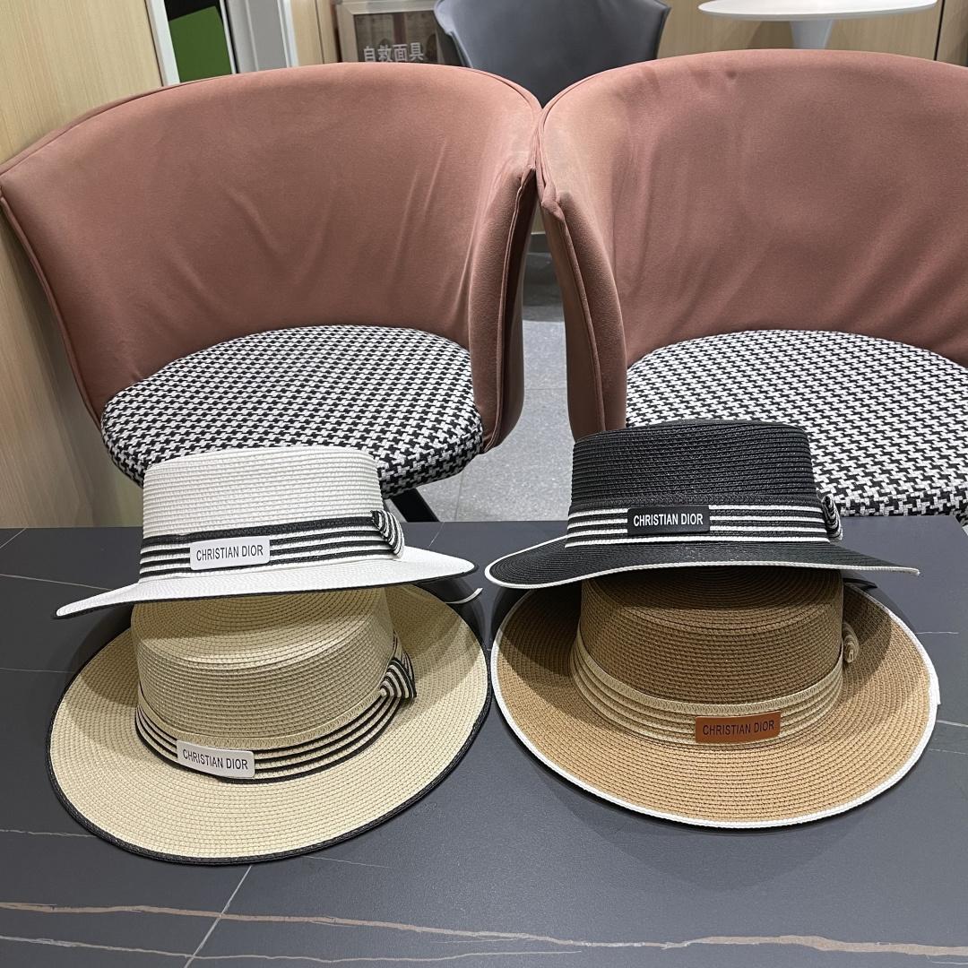  Dior迪奥新款草帽，遮阳帽，太阳帽，沙滩遮阳帽帽，拼色头围57cm