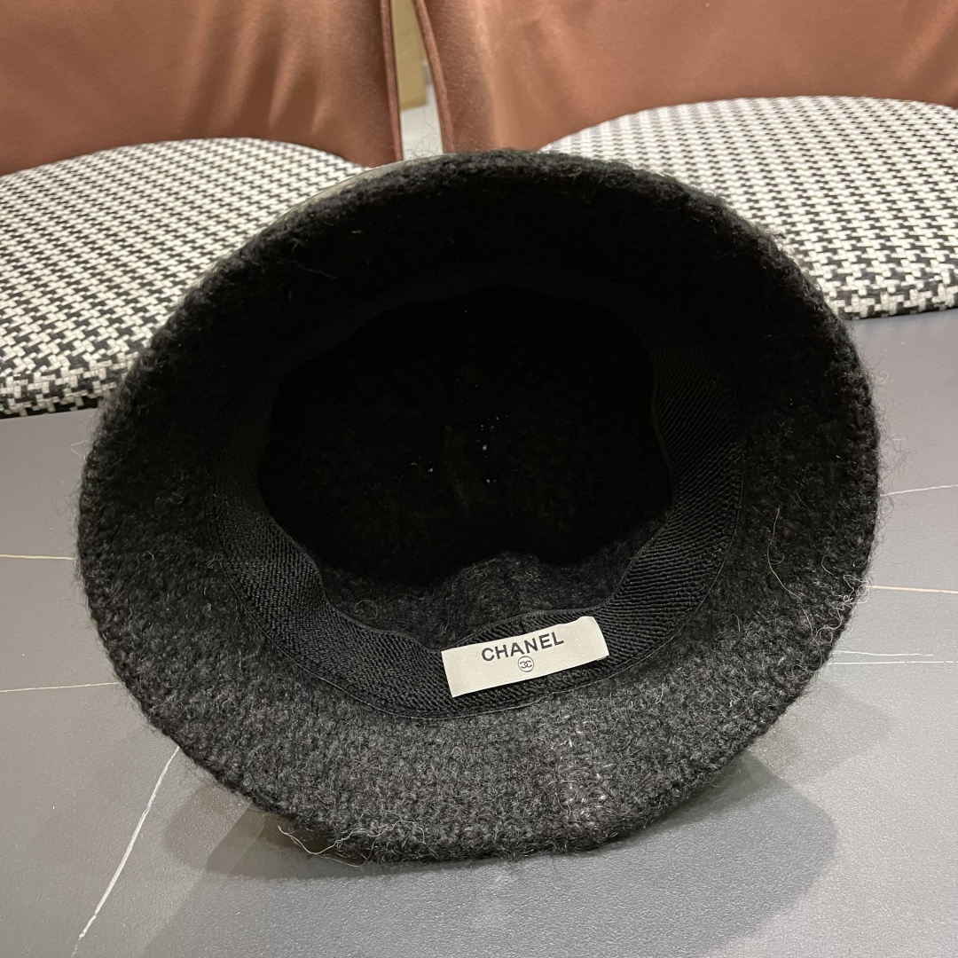  Chanel香奈儿2025秋冬款羊羔毛百搭显脸小水桶渔夫帽