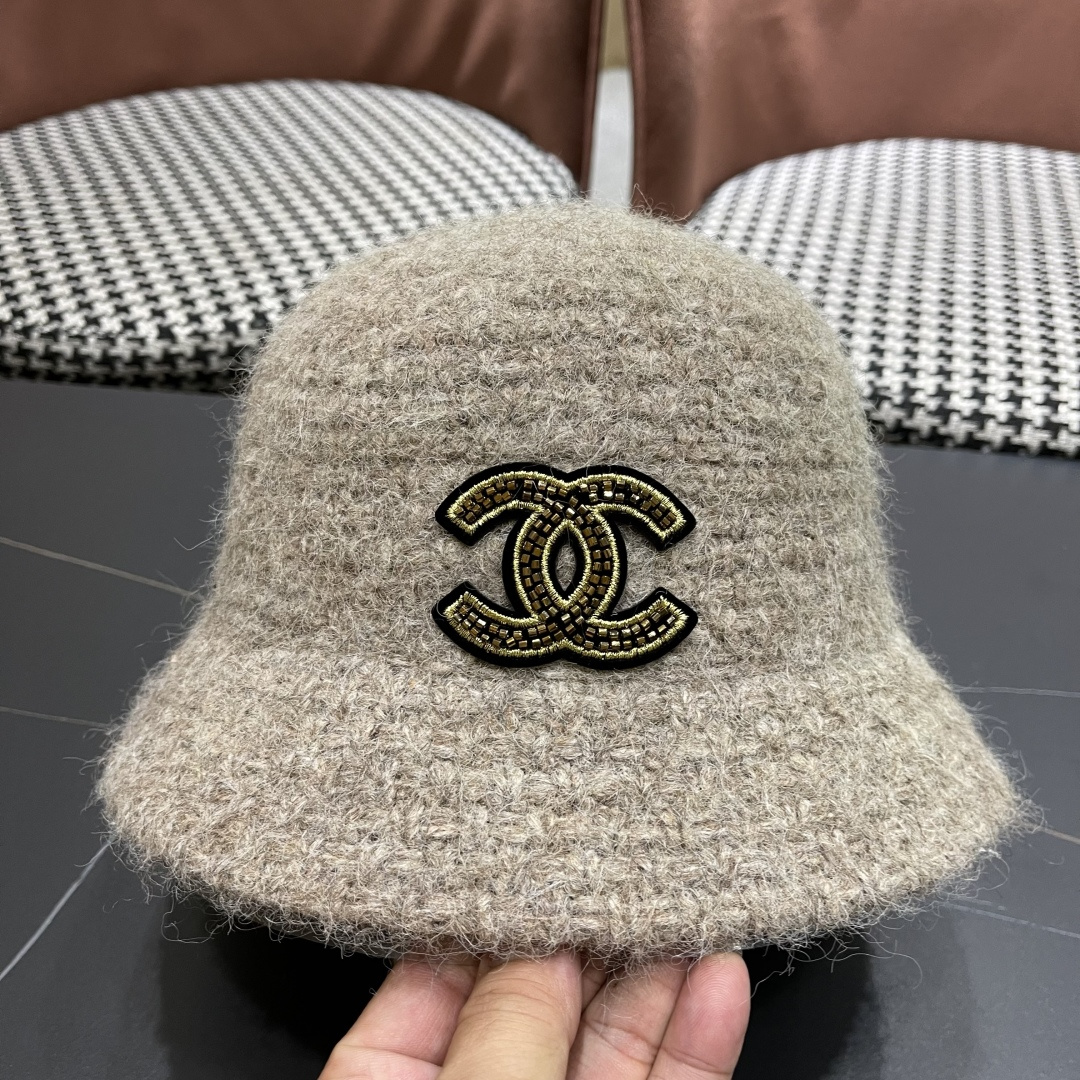  Chanel香奈儿2025秋冬款羊羔毛百搭显脸小水桶渔夫帽