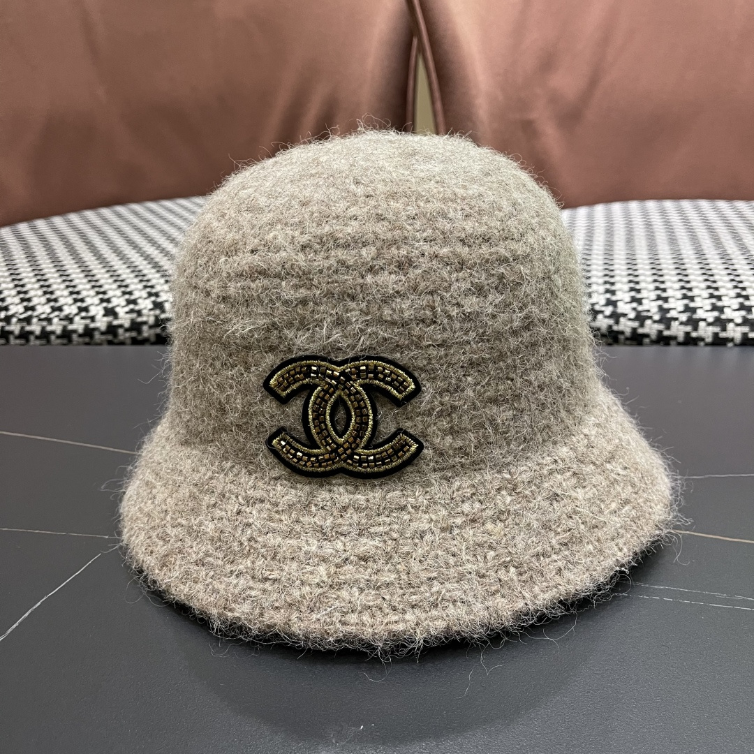 Chanel香奈儿2025秋冬款羊羔毛百搭显脸小水桶渔夫帽